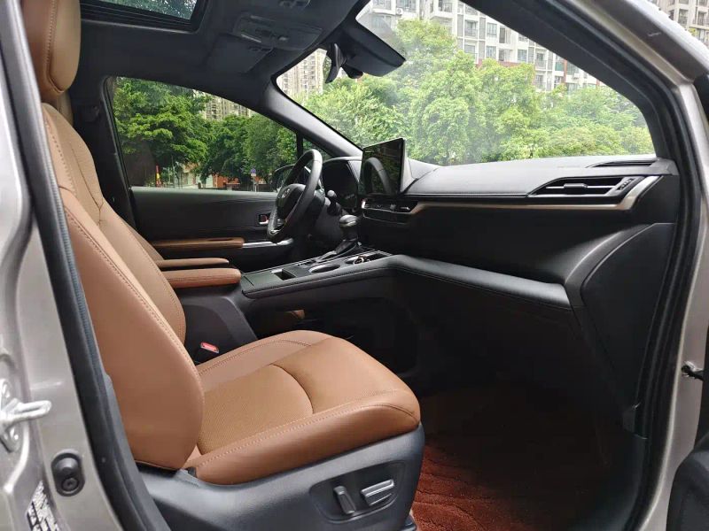 alphard sienna