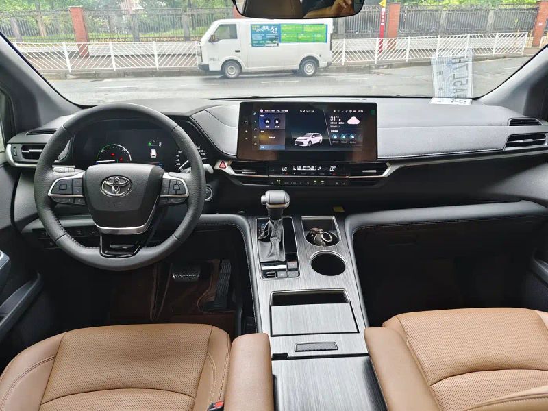 alphard sienna