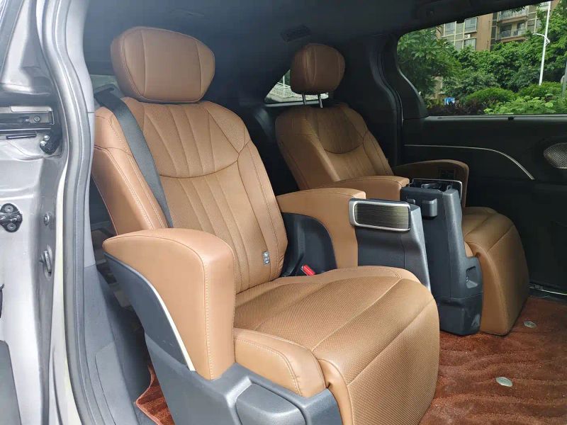 alphard sienna