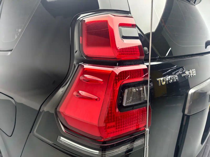 alphard prado