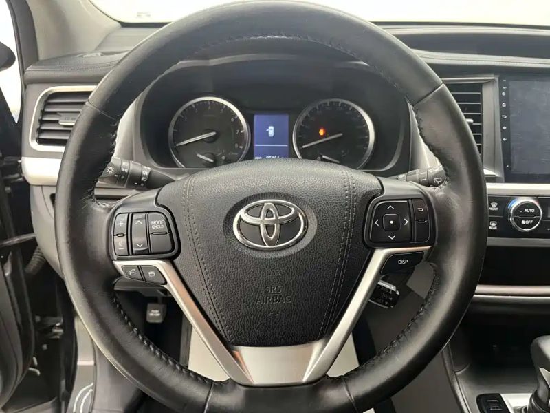 alphard highlander