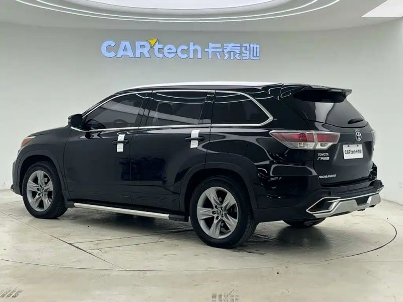 alphard highlander