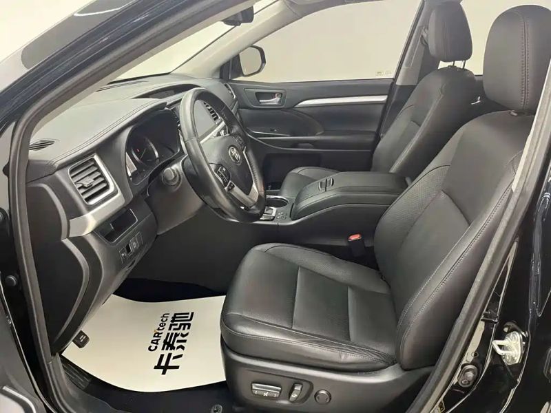alphard highlander