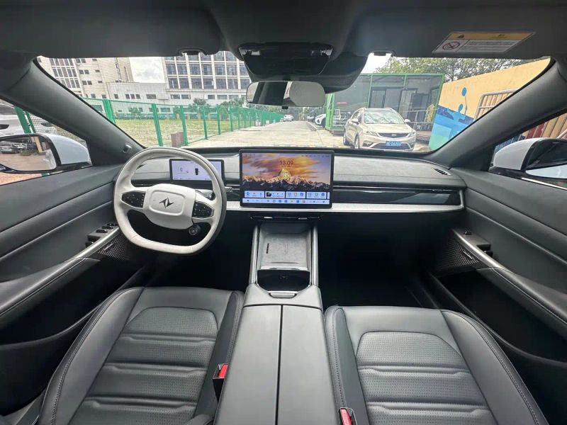 eπ sedan