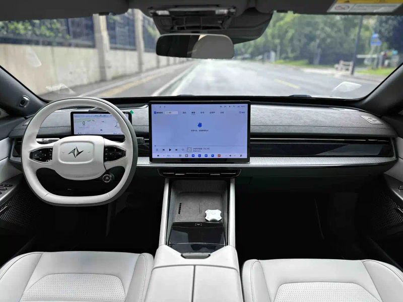 eπ sedan