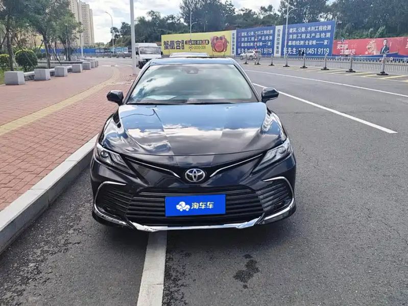 alphard camry