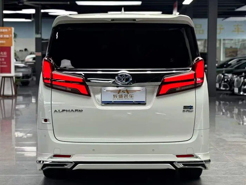 alphard alphard