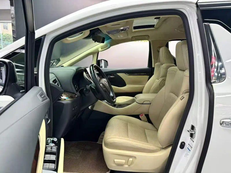 alphard alphard