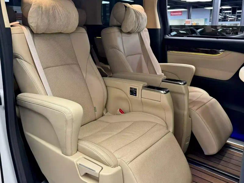 alphard alphard