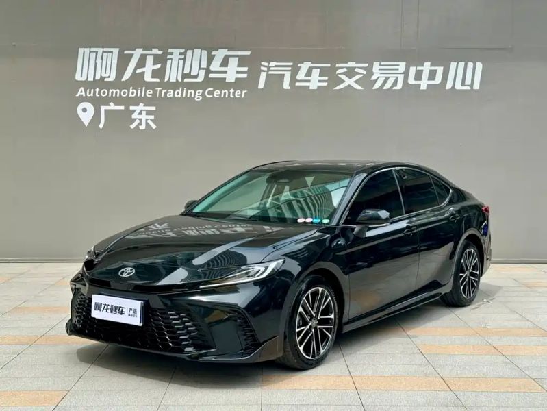 alphard camry