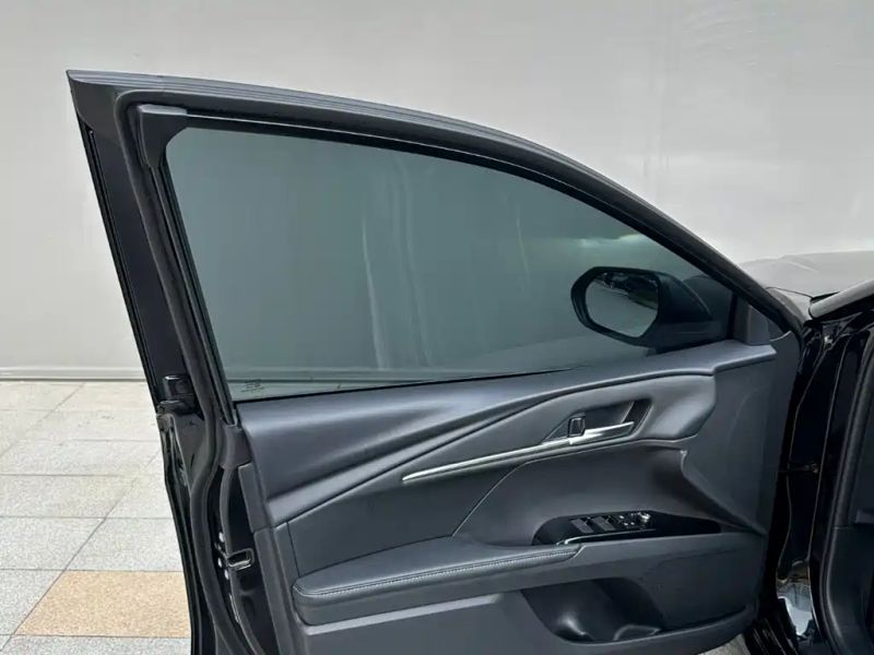 alphard camry