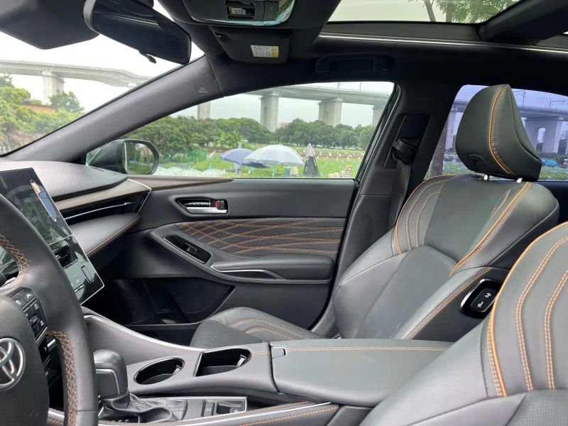 alphard avalon