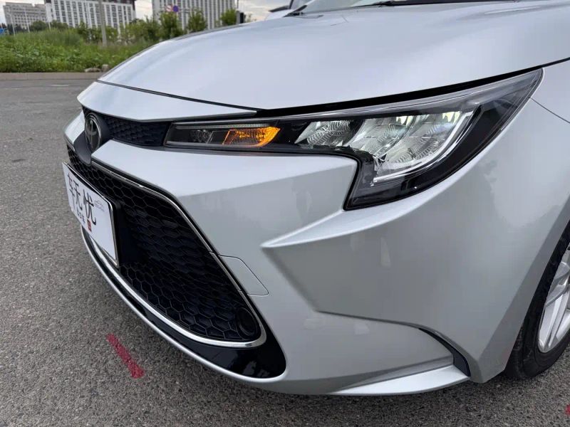 alphard corolla