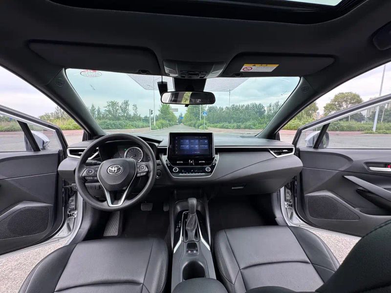 alphard corolla