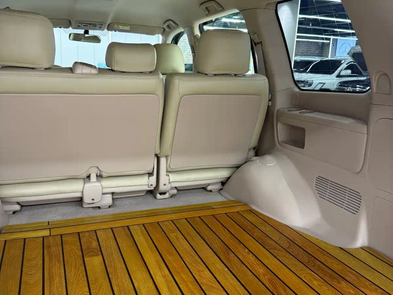 alphard land_cruiser