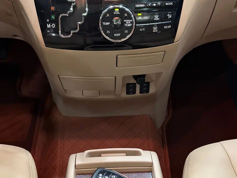 alphard previa