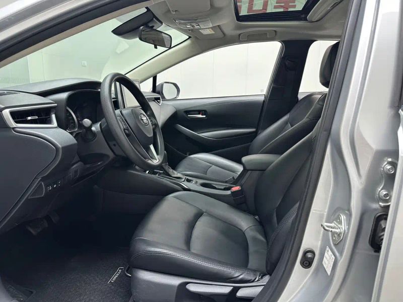 alphard corolla