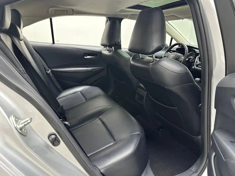 alphard corolla