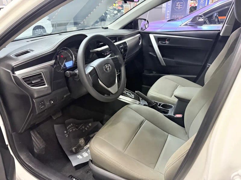 alphard corolla