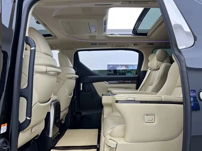 alphard alphard