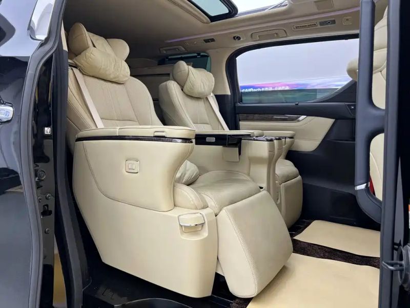alphard alphard