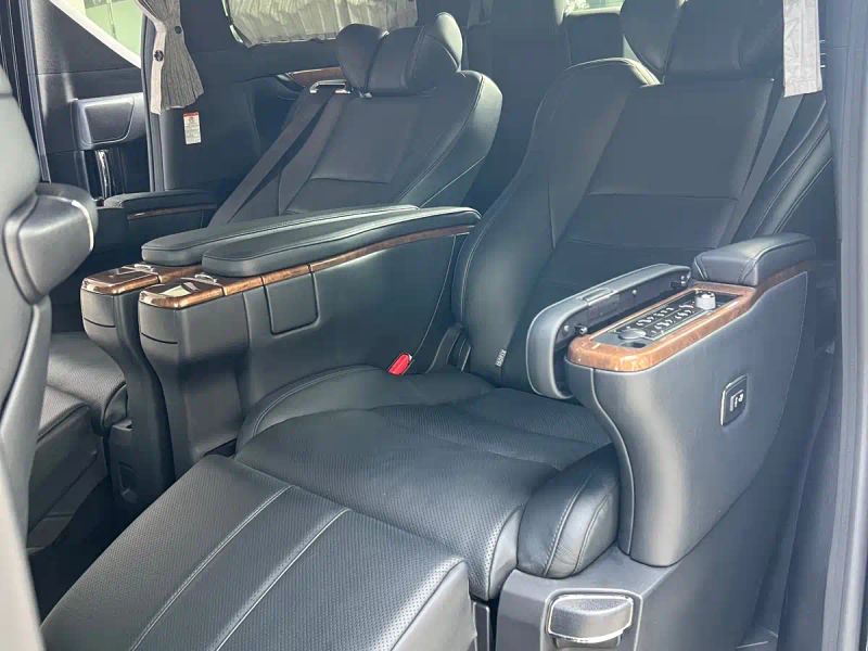 alphard alphard