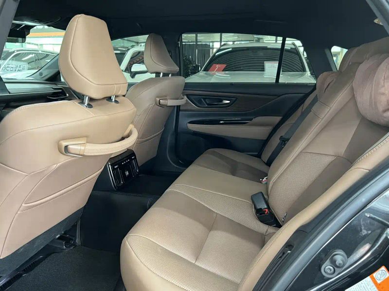 alphard imported