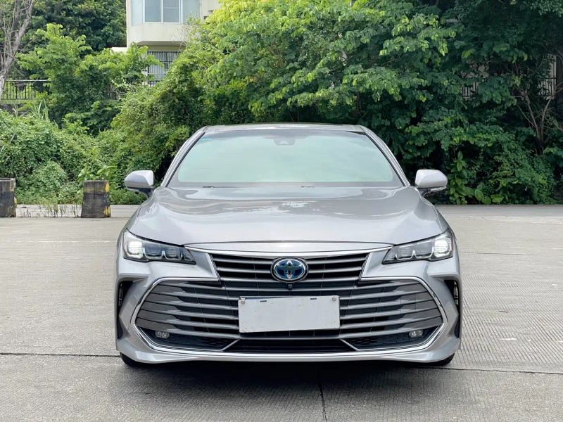 alphard avalon