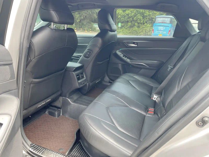 alphard avalon