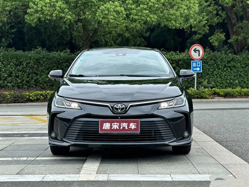 alphard corolla