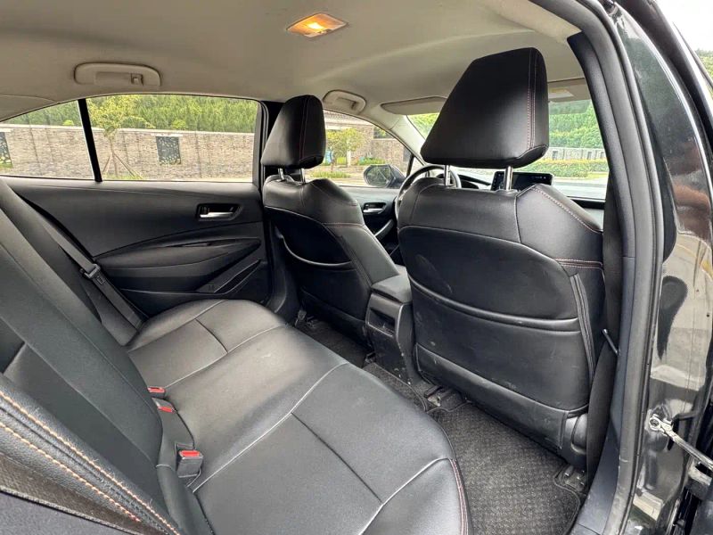 alphard corolla