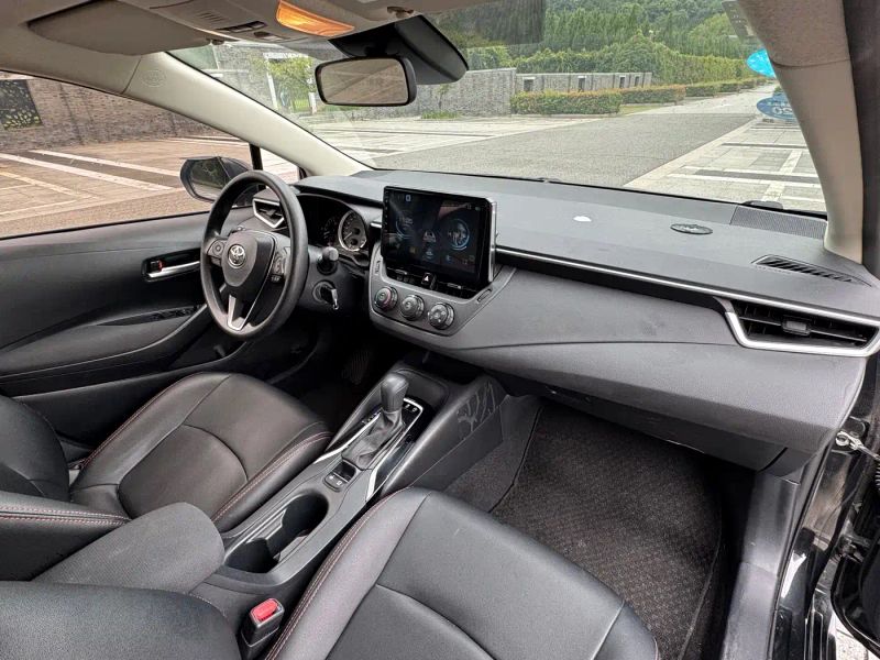 alphard corolla