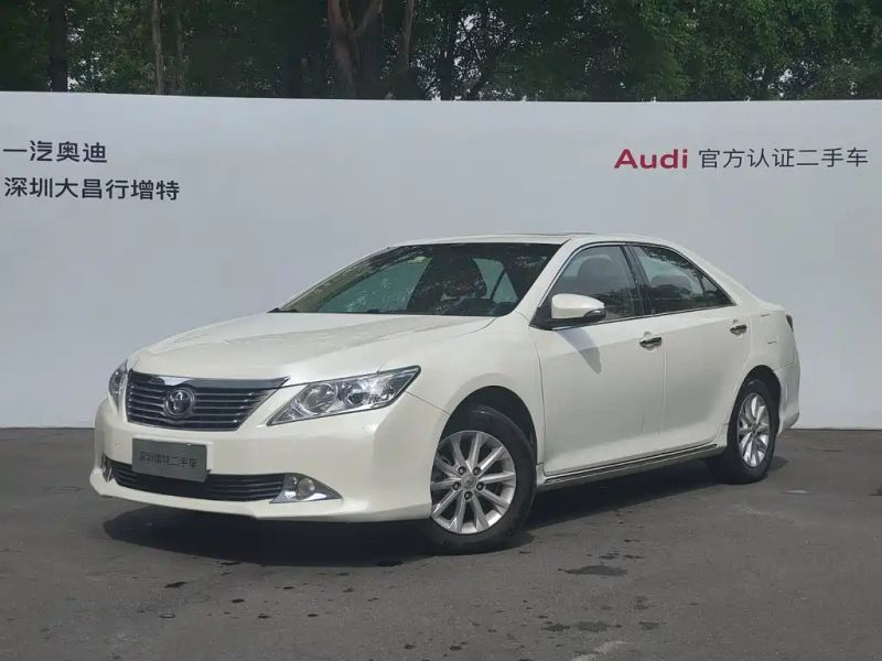 alphard camry