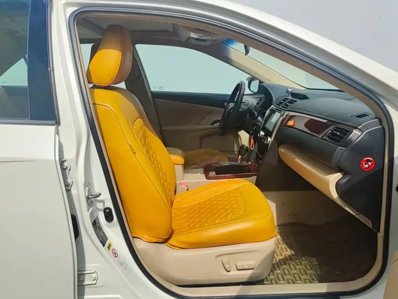 alphard camry