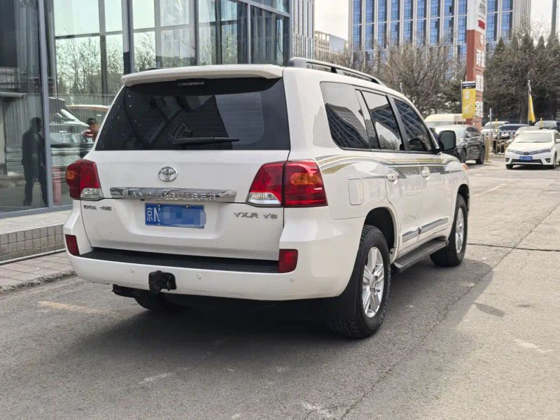 alphard landcruiser