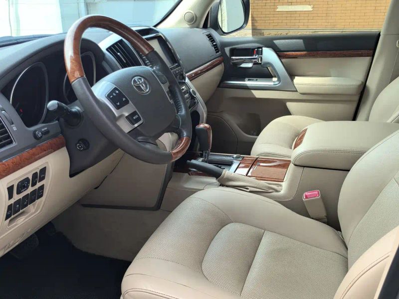 alphard landcruiser