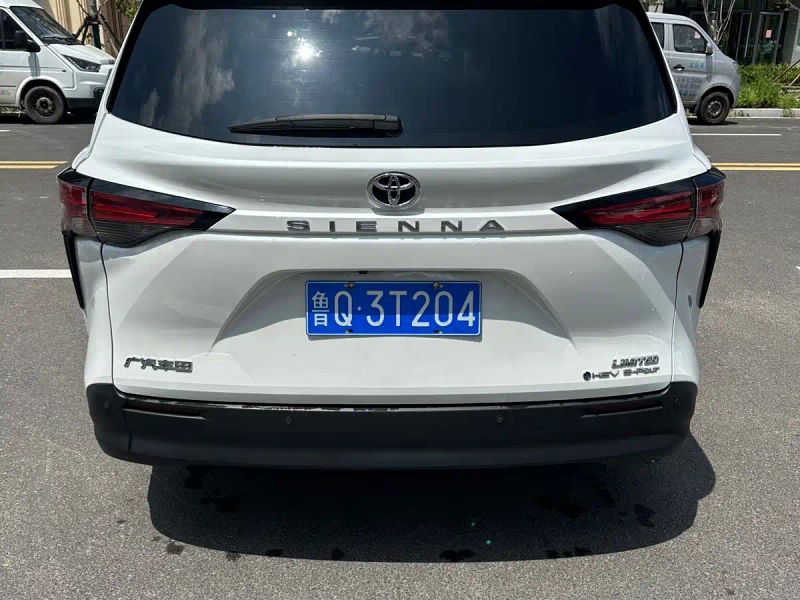alphard sienna
