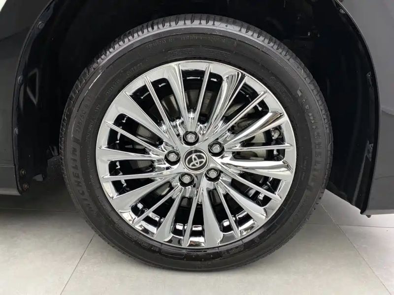 alphard alphard