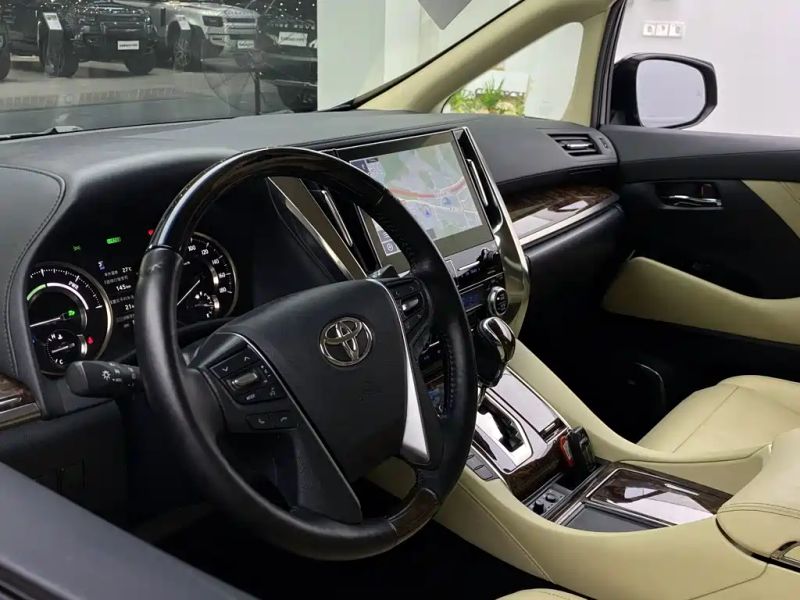 alphard alphard
