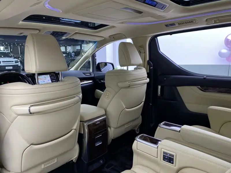 alphard alphard