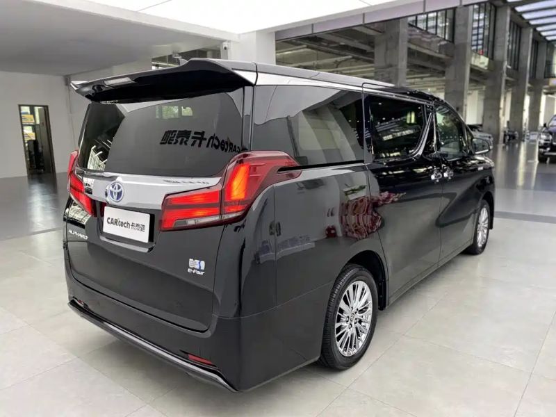 alphard alphard
