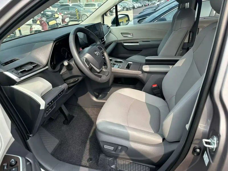 alphard sienna