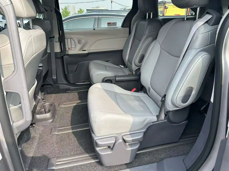 alphard sienna