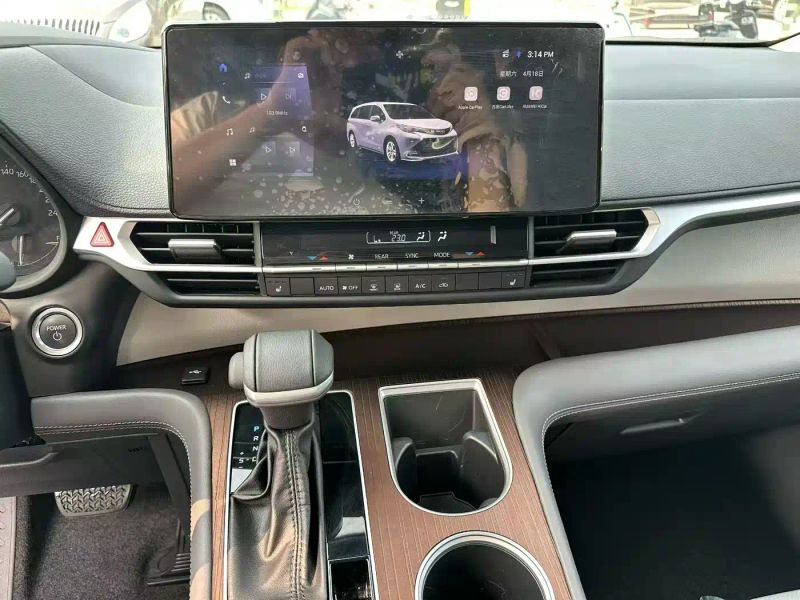 alphard sienna