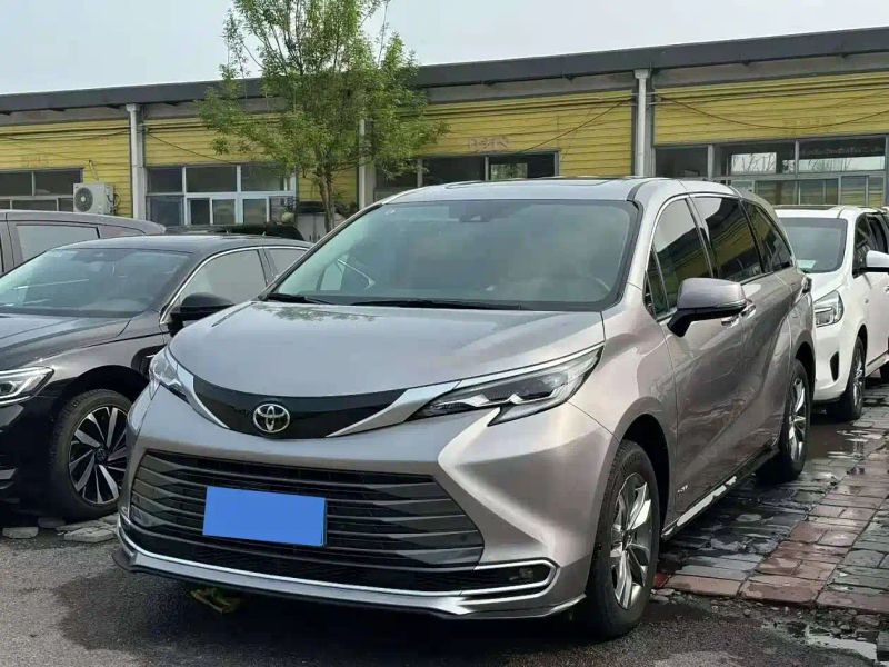 alphard sienna
