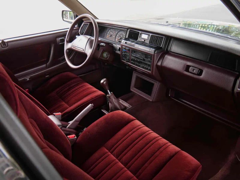 alphard crown
