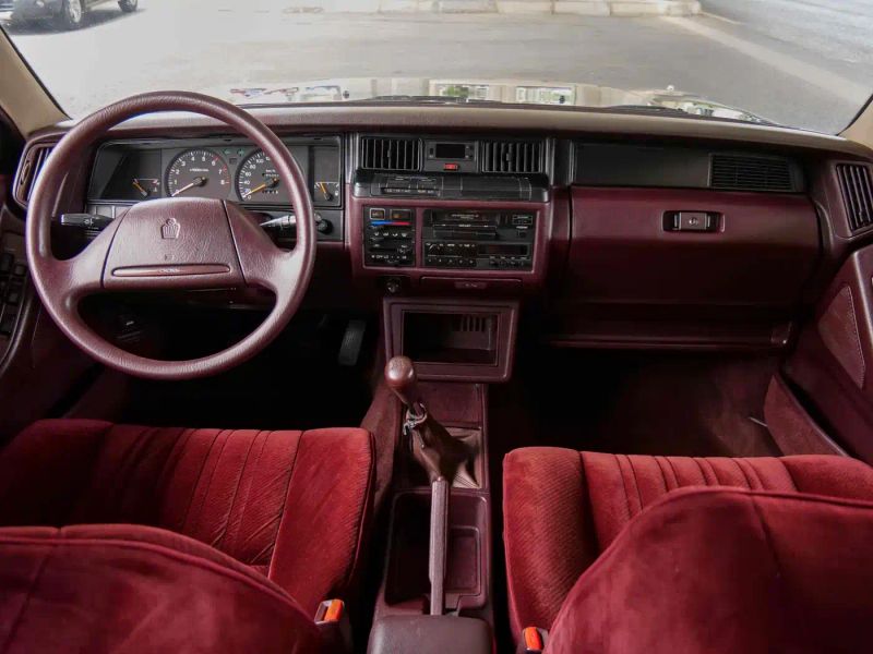 alphard crown