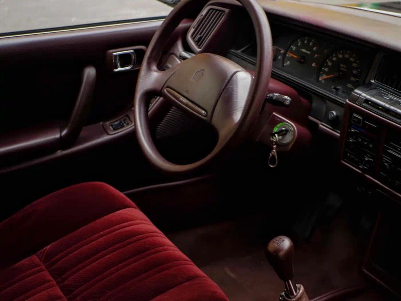 alphard crown