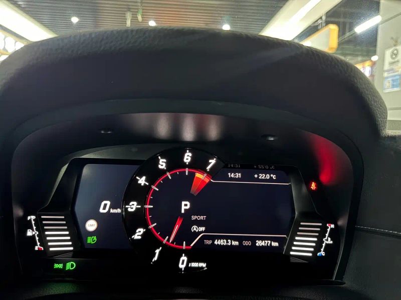 alphard supra