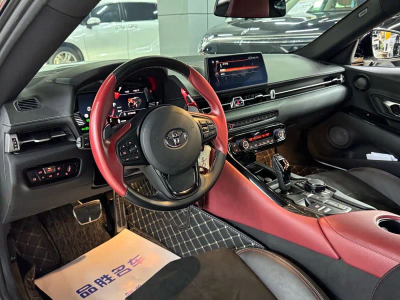 alphard supra
